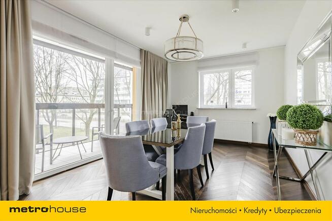 Luksusowy apartament z loggią blisko Metra