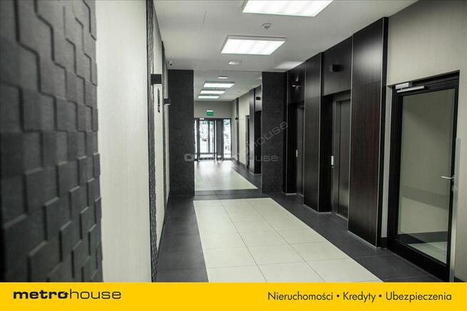 Luksusowy apartament z loggią blisko Metra