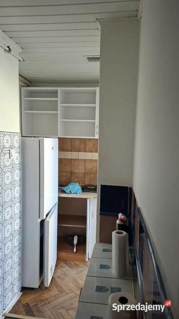 kawalerka 25m (2 pokoje), duży balkon, winda, os. Handlowe