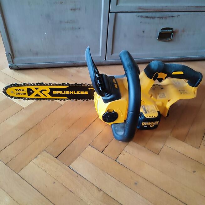 Sprzedam pilarkę elektryczna na baterie