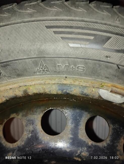 Opony zimowe wraz z felgami 205/55r16