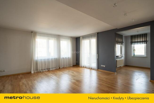 Apartament - 4 pokoje z garażem i balkonem!