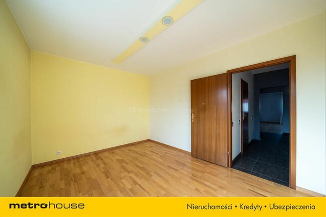 Apartament - 4 pokoje z garażem i balkonem!