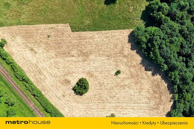 Działka inwestycyjna z widokiem na góry. 2x40arów