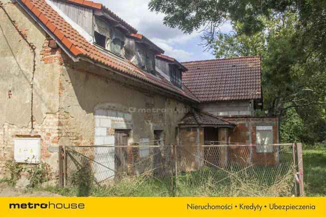 Dom w Szymanowicach, Gmina Kostomłoty.