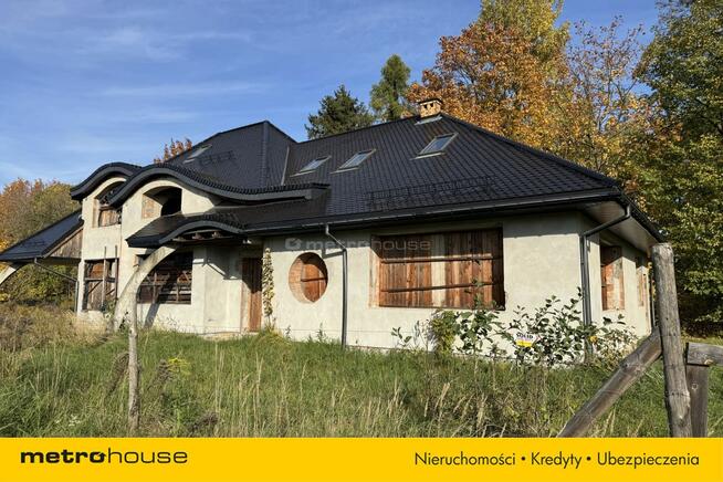 PABIANICE-dom 380 m2,stan surowy, działka 1088m2.