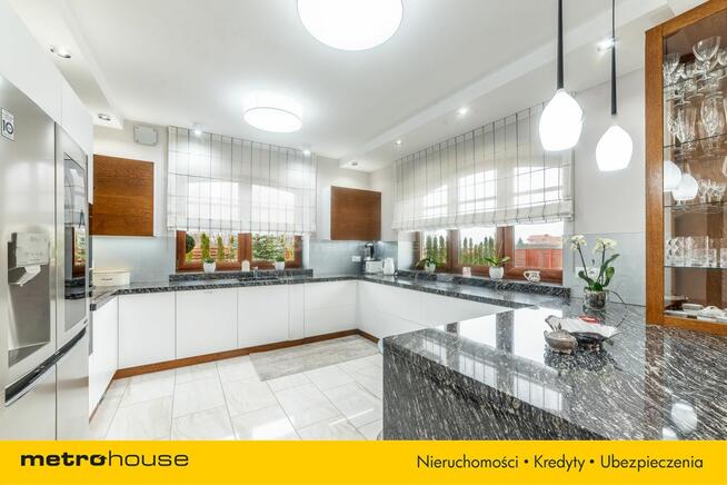 Rezydencja na działce 1680 m² komfort i prestiż