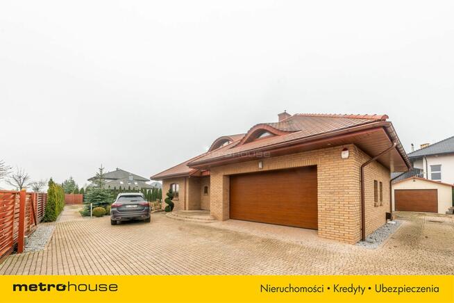 Rezydencja na działce 1680 m² komfort i prestiż