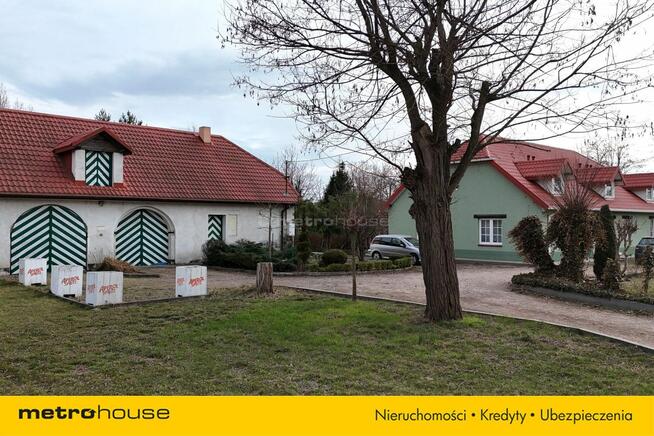 WYJĄTKOWA POSIADŁOŚĆ Z POTENCJAŁEM STAJNIRYCZOŁEK