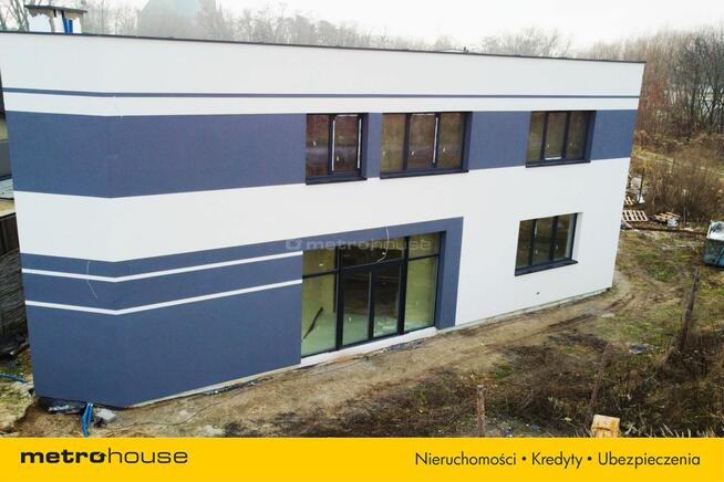 1090m2 Pruszków: Magazyn i Pomieszczenia Biurowe