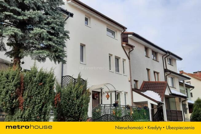 segment środkowy Warszawa Wesoła, ul. Szmaragdowa (Wesoła), Wesoła