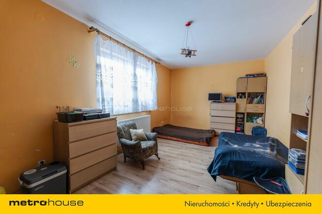 DOM W SEROCKU DO 275 m²