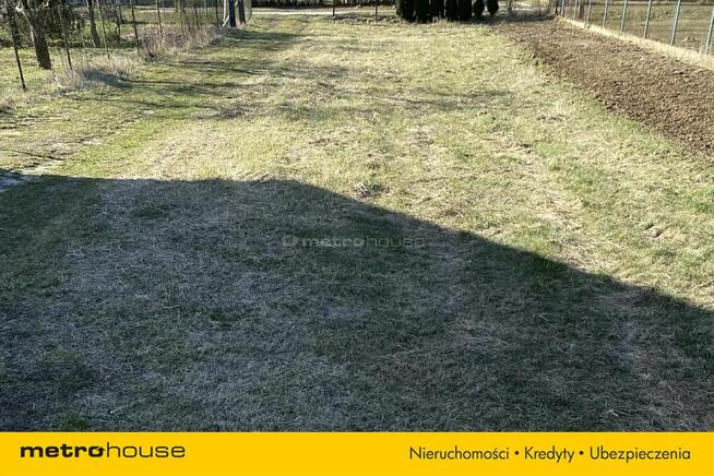 Działka 750 m² ogrodzona media parking wynajem