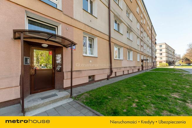 Duża kawalerka z możliwością utworzenia 2 pokoi:)