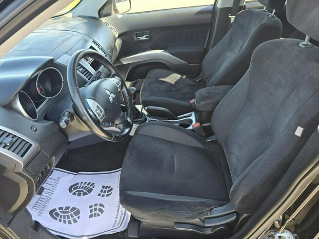 Mitsubishi Outlander 2,4Benz Serwis-Full.Alcantara.Klimatyzacja.El.szyby.Centralka.Hak