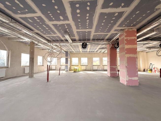 Nowe biuro 208 m² do aranżacji – pierwszy najem