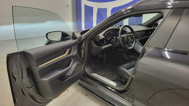 Porsche Taycan Turbo Sport Turismo
