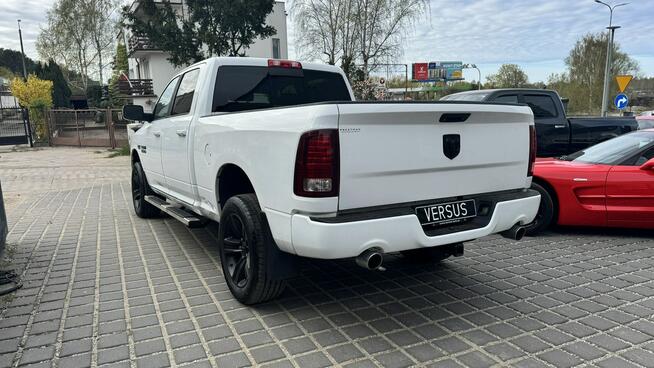 RAM Sport 5.7HEMI Kamera cofania Podgrz. fotele+kierownica Wentyle