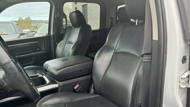 RAM Sport 5.7HEMI Kamera cofania Podgrz. fotele+kierownica Wentyle