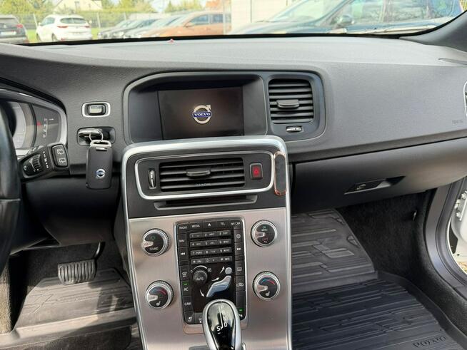 Volvo V60 automat, navi, kamera, AWD, gwarancja!