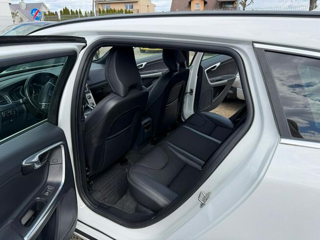 Volvo V60 automat, navi, kamera, AWD, gwarancja!