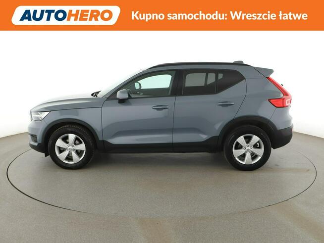 Volvo XC 40 MomentumCore navi kamera tempomat LED