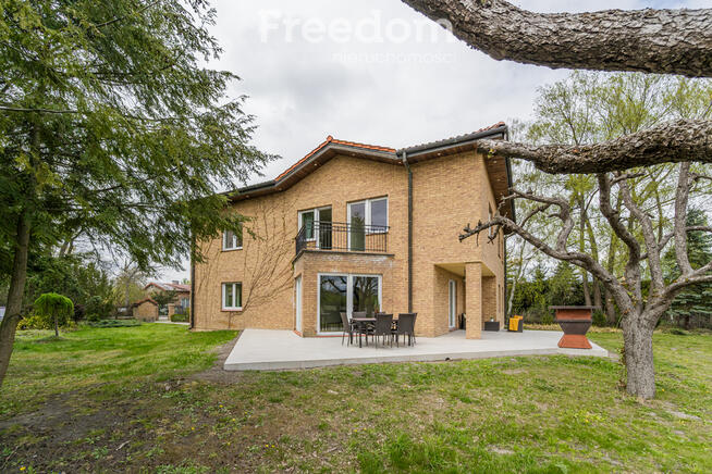 Elegancki Dom 302,5 m² Kady, działka 2680 m²