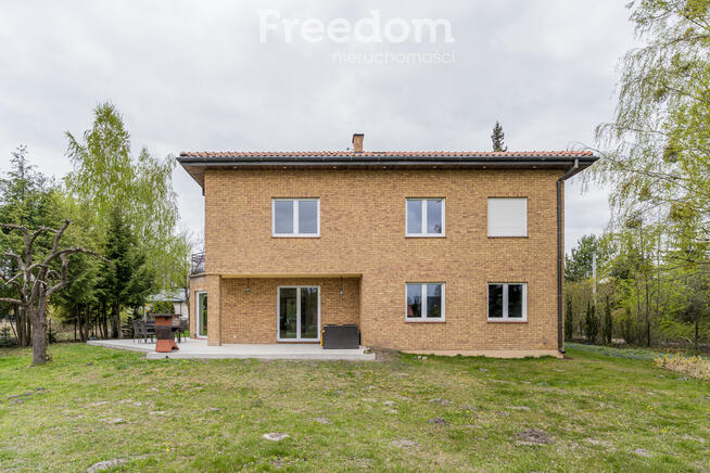 Elegancki Dom 302,5 m² Kady, działka 2680 m²