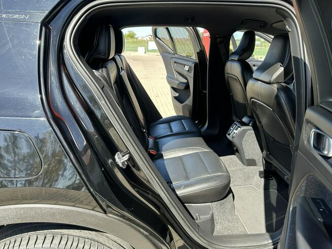 Volvo XC 40 Virtual, Navi, Full LED, Andoid, Serwis, Alu, GWARANCJA Bezwypadek !