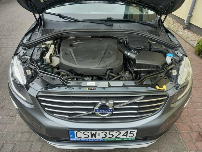 Volvo XC 60 Manual Ledy Virtual Skóry Grz.Fotele El.Klapa Nowe Opony Bezwypadkowy