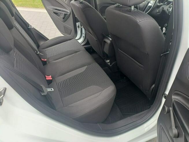 Ford fiesta wzorowy stan bogata dokumentacja