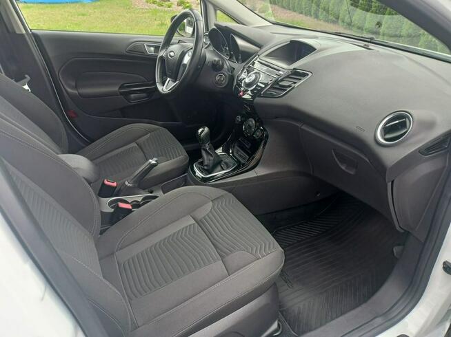 Ford fiesta wzorowy stan bogata dokumentacja
