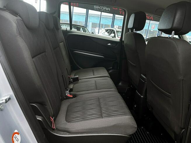 Opel Zafira BENZYNA 7-Osób NAVI+2xKlimatronic HAK GWARANCJA Krajowy Bezwypadkowy