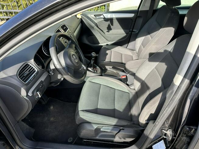 Volkswagen Golf TDI, nawigacja, czujniki przód i tył, niski przebieg, isofix, Niemcy