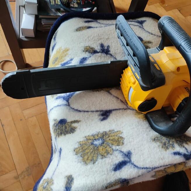 Sprzedam pilarkę elektryczna na baterie