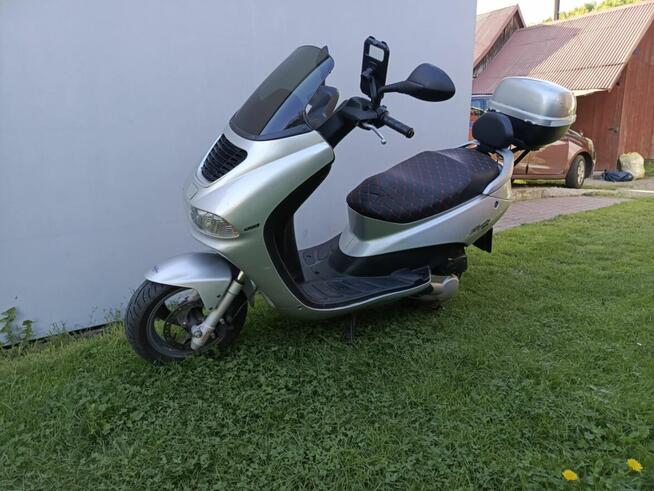 Skuter Peugeot 125