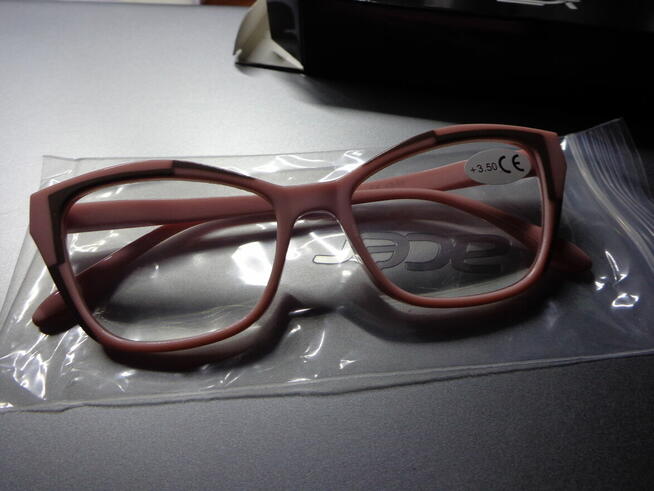nowoczesne okulary nowe do czytania +3,5