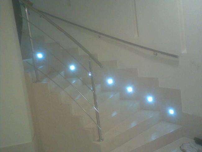 balustrady ze stali nierdzewnej