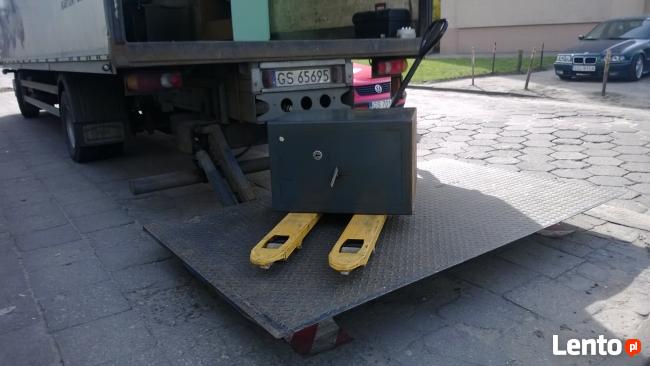 Tanie Dostawy, Przeprowadzki, Auta do21ton, winda, paleciaki