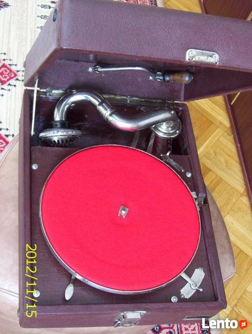Patefon walizkowy z lat 30 nakręcany korba sprawny