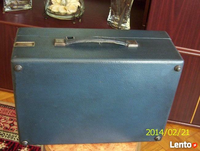 Patefon walizkowy z lat 30 nakręcany korba sprawny