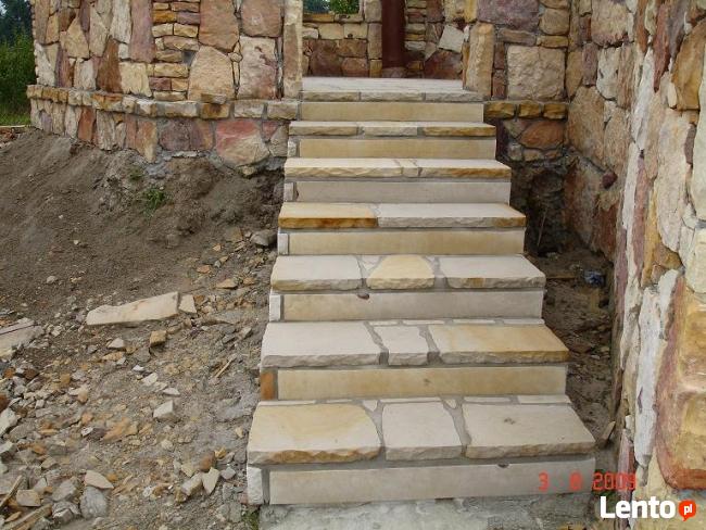 elewacja z kamienia, ogrodzenie z piaskowca,kamieniarstwo