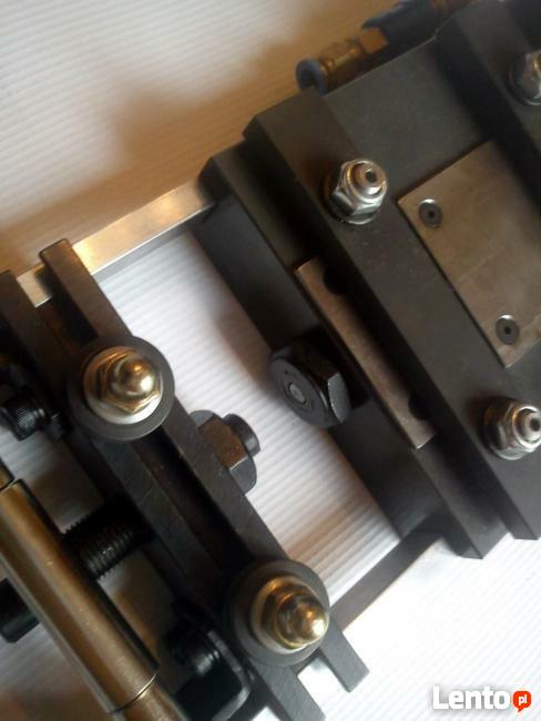 Podajnik pneumatyczny A0607 do blachy-taśmy-drutu!!!