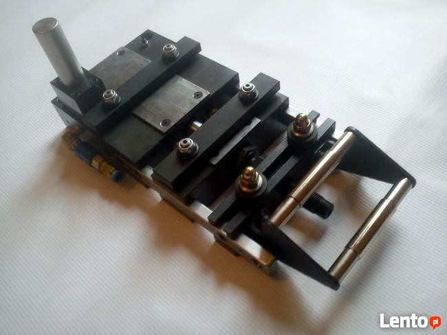 Podajnik pneumatyczny A0607 do blachy-taśmy-drutu!!!