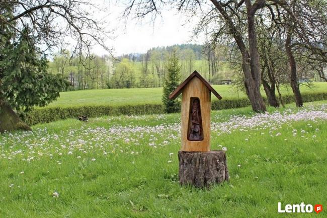 KAPLICZKA - CHRYSTUS FRASOBLIWY, ŚWIĄTEK