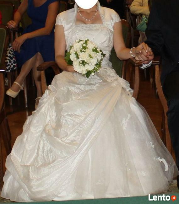 Sprzedam śliczną białą suknię ślubną z organtyny rozm