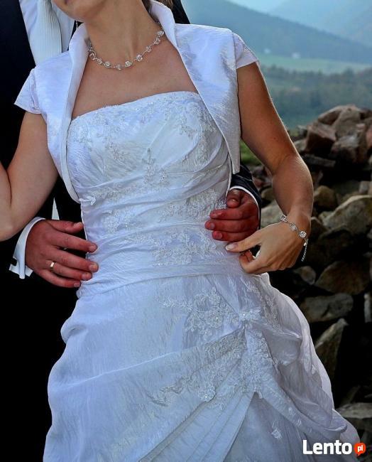 Sprzedam śliczną białą suknię ślubną z organtyny rozm