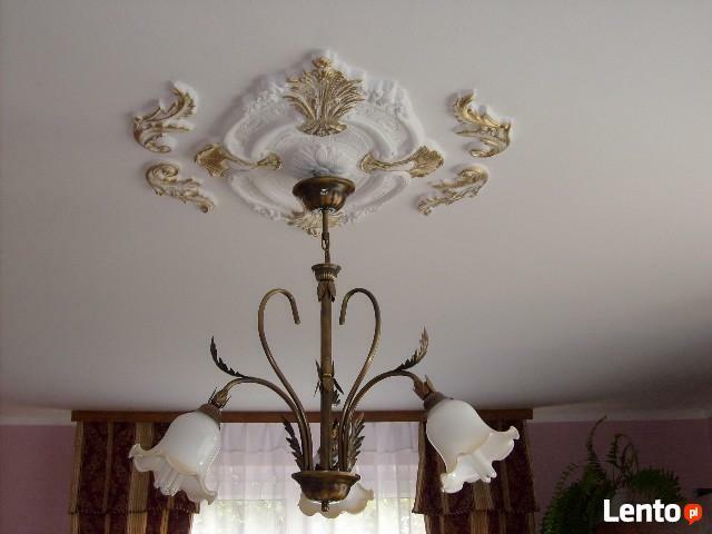 rozeta gipsowa rozety sztukateria gipsowa dekor z gipsu gips