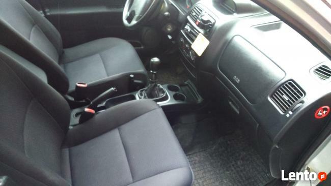 Pranie tapicerki, czyszczenie samochodów