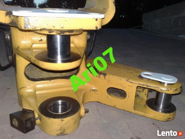 SWORZNIE KOMPLET MINIKOPARKA CAT 302.5 TULEJOWANIE